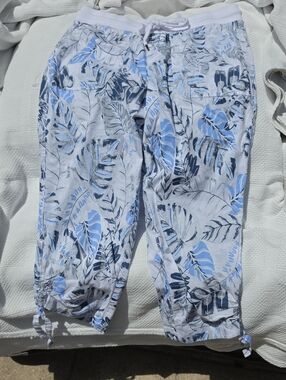 DAsh Light Blue Leaf Print Drawstring Jogger Pants